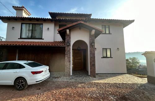 Mazamitla House | La Trinidad