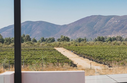 Valle de Guadalupe Cabin | La Vid Urbana - Blue Sky