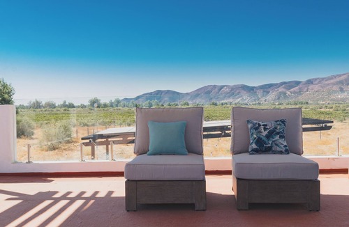 Valle de Guadalupe Cabin | La Vid Urbana - Blue Sky