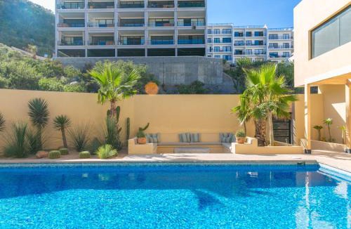 Libertad House | La Vida Hermosa