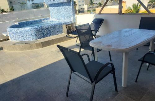 Puente del Mar Hotel | Lacosta Josss
