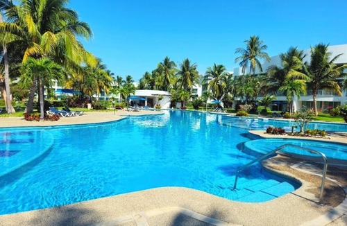 La Poza Apartment | Lake 203 Mayan Lakes House in Acapulco's Diamond Zone