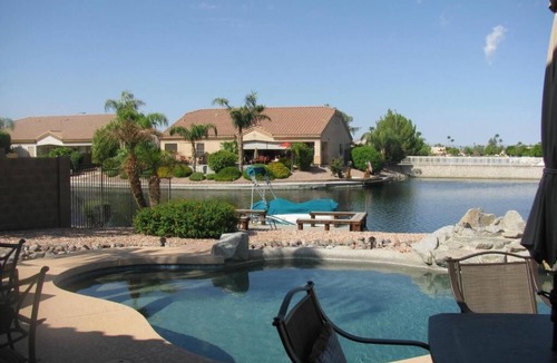 Desert Harbor House | LAKE FRONT RESORT HOME-UNFURNISHED Pool, Boat & Dock, Lake fishing & cruising!