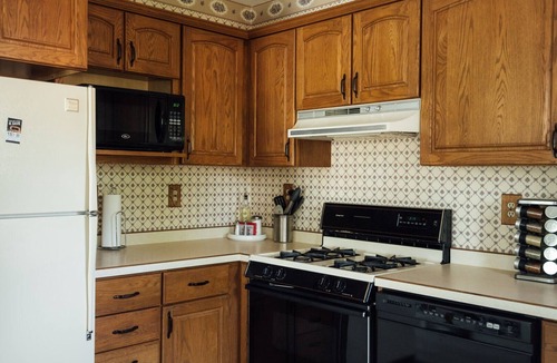 Duluth House | Lakeside Bungalow | Furnished Monthly Rental