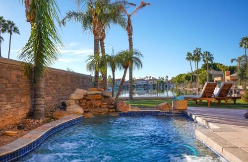 Crystal Shores House | Lakeside Luxury Val Vista