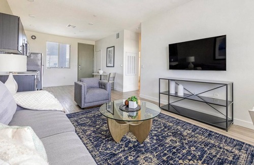 Maryvale Village Apartment | Landing | Amazing 1BD, Gym, Clubhouse