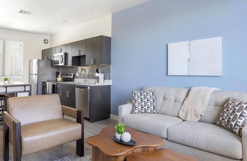 Maryvale Village Apartment | Landing | Amazing 1BD, Gym, Clubhouse