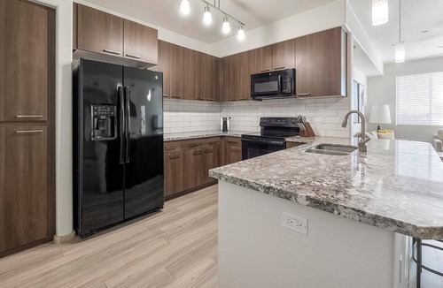 Arrowhead Ranch Apartment | Landing | Chic 1BD, Gym