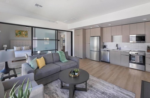 North Mountain Apartment | Landing | Modern 1BD, Game Room, Clubhouse