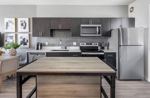 Maryvale Village Apartment | Landing | Modern 2BD, Clubhouse, Gym