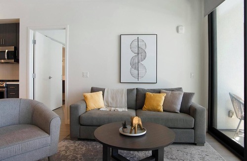 Downtown Tucson Apartment | Landing | Spectacular 2BD, Courtyard, Gym