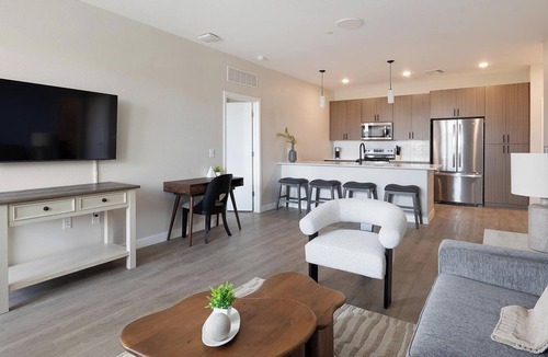 Goodyear Apartment | Landing | Stunning 2BD, Pool, Gym
