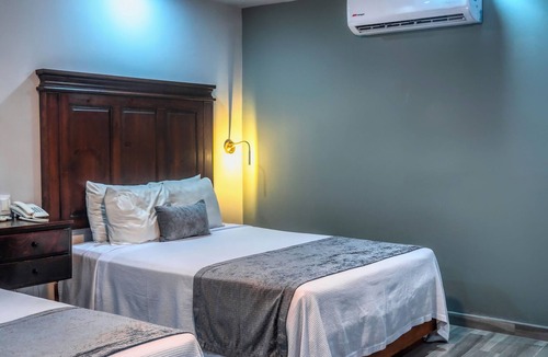 Bella Vista Hotel | Laos Mar Hotel & Suites