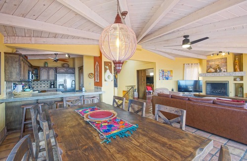 Las Gaviotas House | Large 4 Bedroom Luxury Home in Las Gaviotas!