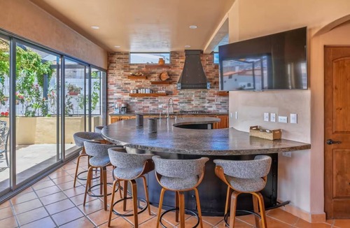 San Carlos House | Large 3BR Home Steps from the Playa Algodones Beach – Villas California