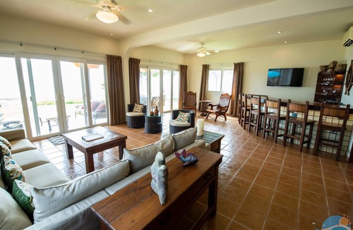 Puerto Morelos Villa | Las Casitas-Playa Fabulous Ocean Front Three Bedroom in Heart of Puerto Morelos