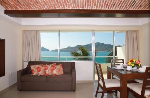 Zona Dorada Resort | Las Flores Beach Resort