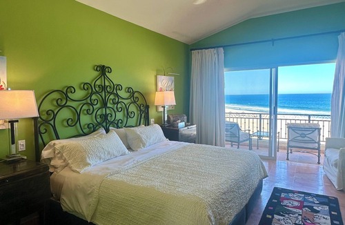 Zona Hotelera Apartment | Las Mañanitas Penthouse at Oceanfront with Breathtaking views of Sea of Cortez