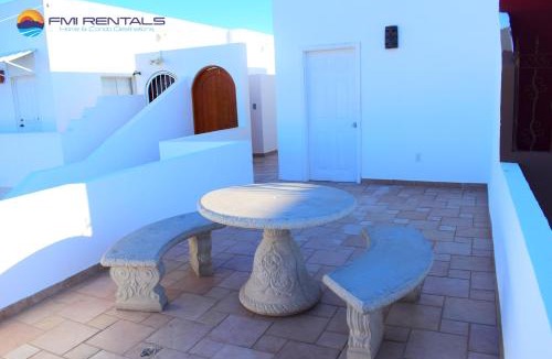 Benito Juarez House | Las Palmas 1-3