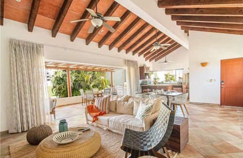 Campo de Golf Fonatur Condo | Las Quintas 6B - 2BR Chic Condo on Golf Course/SDC Hotel Zone, Beach & Dining.