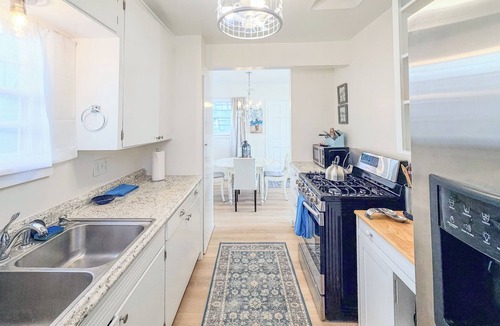 Pierpont Bay House | Later Gator Getaway 1 Bed 1 Bath 1015 Bath Ln Ventura