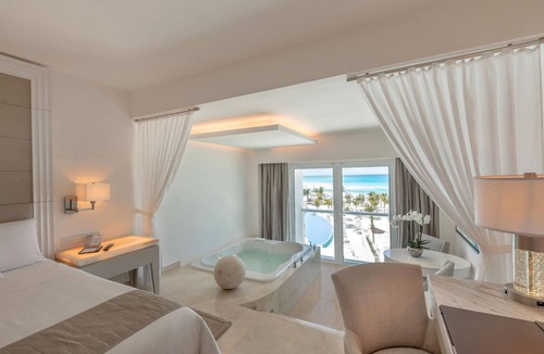 Punta Cancun Resort | Le Blanc Spa Resort Cancun - Adults Only - All-Inclusive