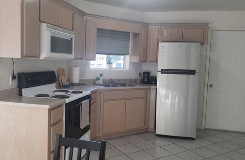 San Luis House | Little Casita, Big Comfort! Minutes from the border.
