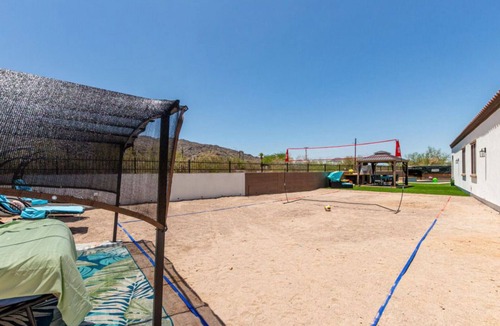 Siesta Foothills House | Live Above The Ordinary at Millionaire Mountainside Villa