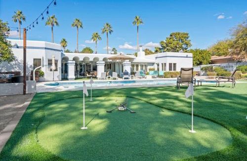 Moon Mountain Vistas House | Live Blissfully