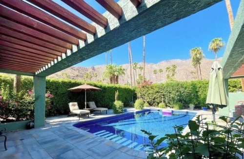 Old Las Palmas House | Located in the iconic Old Las Palmas neighborhood of Palm Springs.