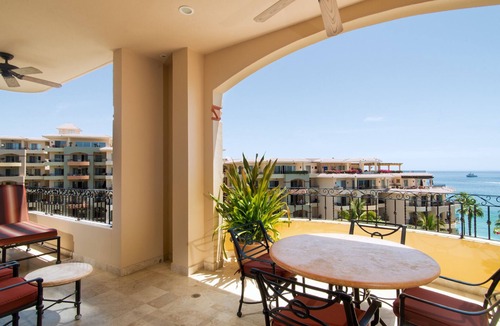 El Medano Ejidal House | Located on the Pristine Medano Beach