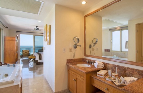 Santa Rosa Resort | Located on the Pristine Medano Beach