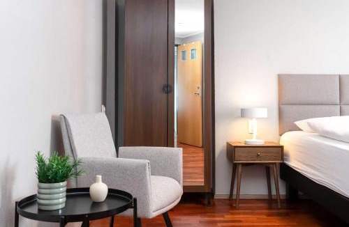 Hliðar Apartment | Loft 21 - Stylish Five Bedroom Apartment by Heimaleiga