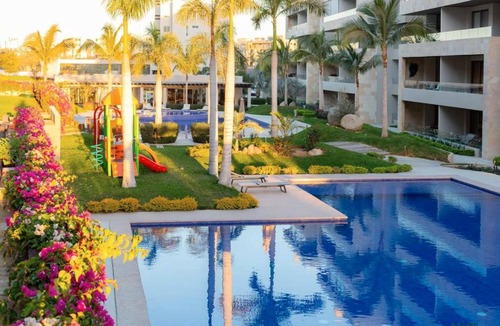 El Tezal Apartment | Loft con balcón privado, estacionamiento gratis - Un oasis en Los Cabos