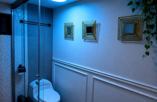 Queretaro Apartment | Loft mágico duerme bajo las estrellas y disfruta cine privado