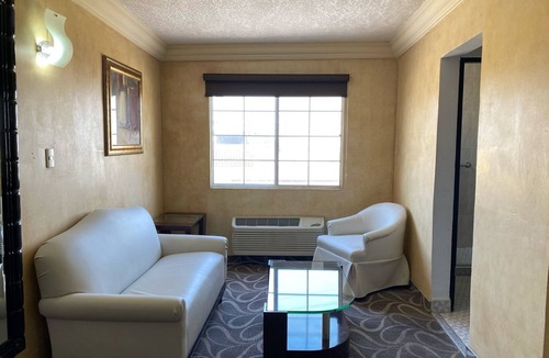 Torreon Hotel | Los Cedros Hotel Inn Torreon
