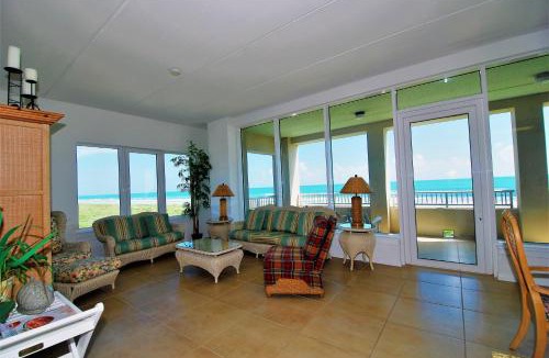 The Shores Apartment | Los Corales Condo Unit #201N