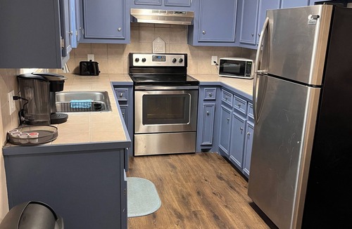 Edinburg Apartment | Lovely 2-bedroom Apartment in Edinburg