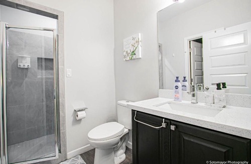 McAllen Apartment | lovely, 3BR near airport,hospitals, mall-shops