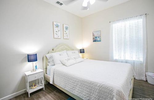 McAllen Apartment | lovely, 3BR near airport,hospitals, mall-shops