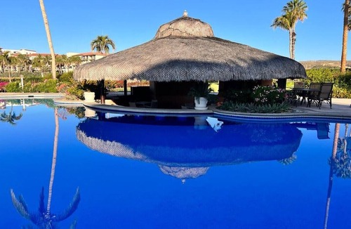 San Jose del Cabo Condo | Lovely Beachfront 1BR Condo at Casa Del Mar
