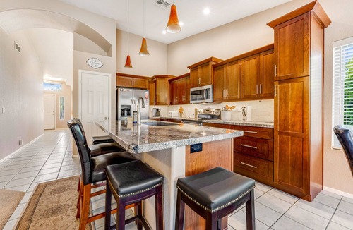 Cottonwoods Crossing House | Lovely getaway with private pool, putting green & desk