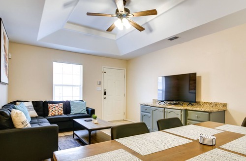 Mission Apartment | Lovely Mission Apartment in Prime Location!