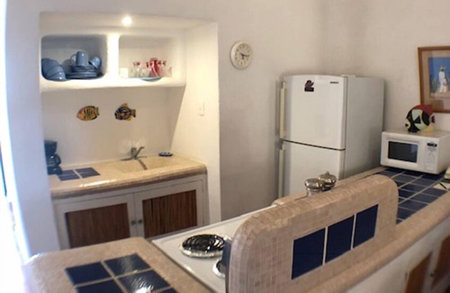 El Medano Ejidal Condo | LUCIA'S IDEAL CONDO - WALK EVERYWHERE BEACH, RESTAURANTS