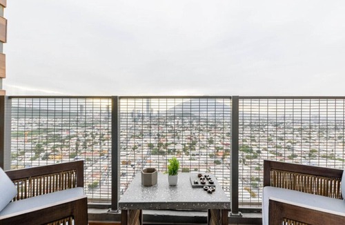 Monterrey Centro Apartment | Lujoso Departamento con doble altura, 3 recámaras y 2 pisos en zona La Purísima
