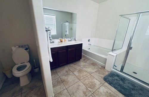 Glendale House | Luke AFB State Farm Stadium NFL/Cardinals Concerts Business