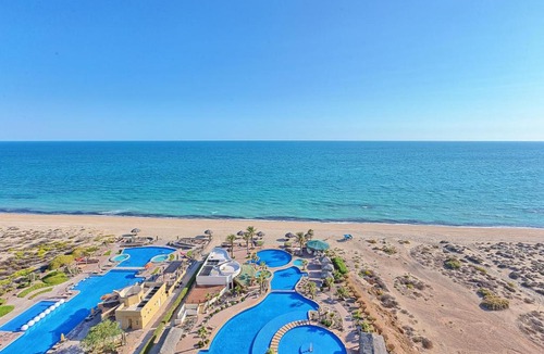 Puerto Penasco Apartment | Luna Blanca 1201 by Kivoya