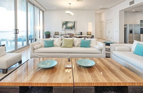 Puerto Penasco Apartment | Luna Blanca 1201 – Beachfront Bliss Above the Waves