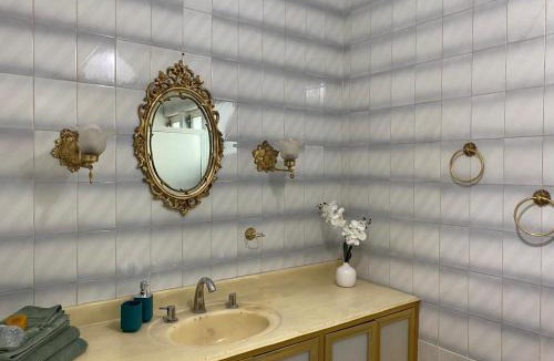 Monterrey House | Luna Creciente