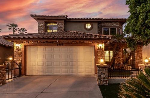 Desert Shires House | Lux 4BR Scottsdale house with pool and spa